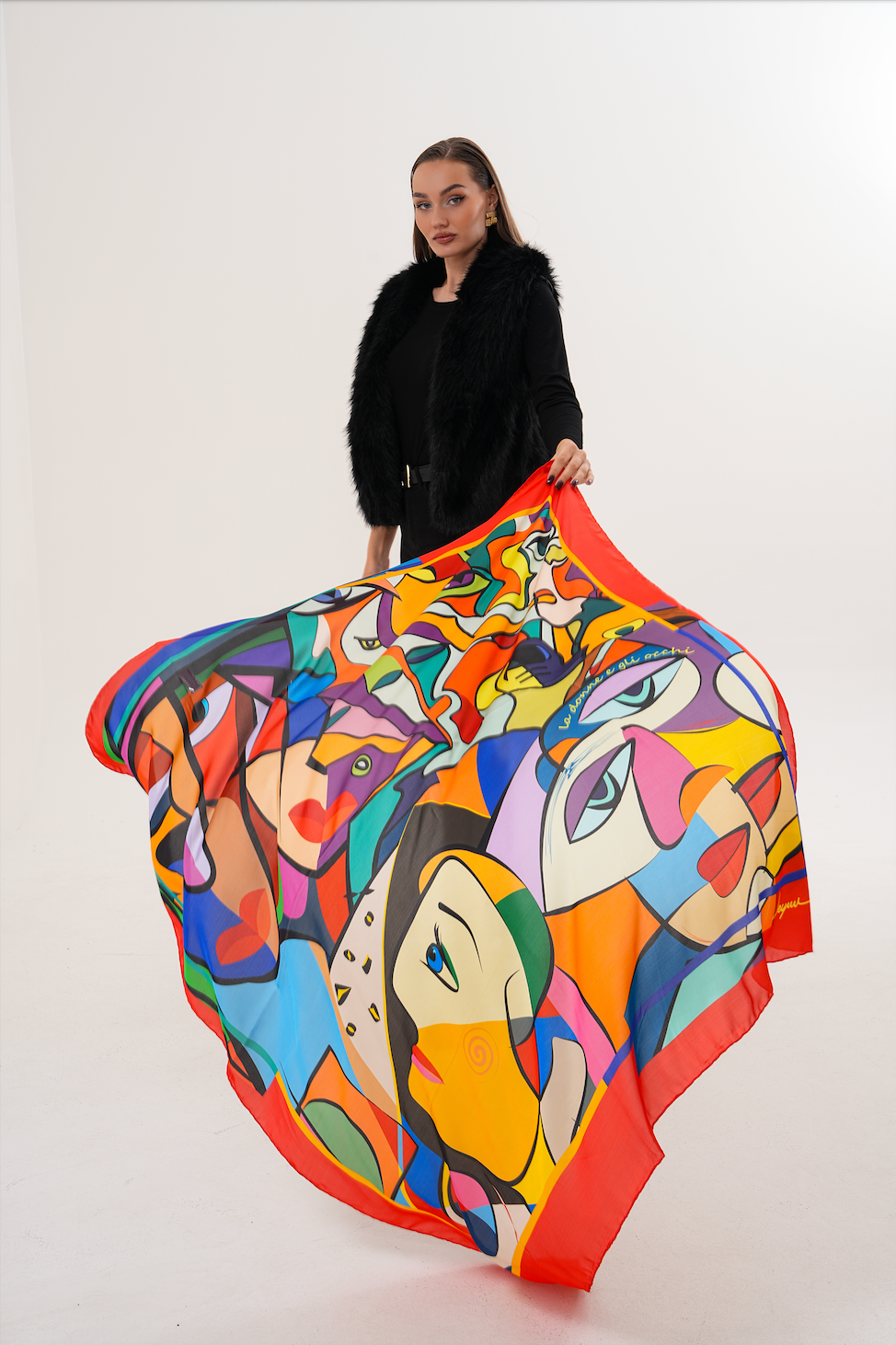 Le Donne e Gli Occhi – Sembolik Portre Desenli Fular (123x123 cm)