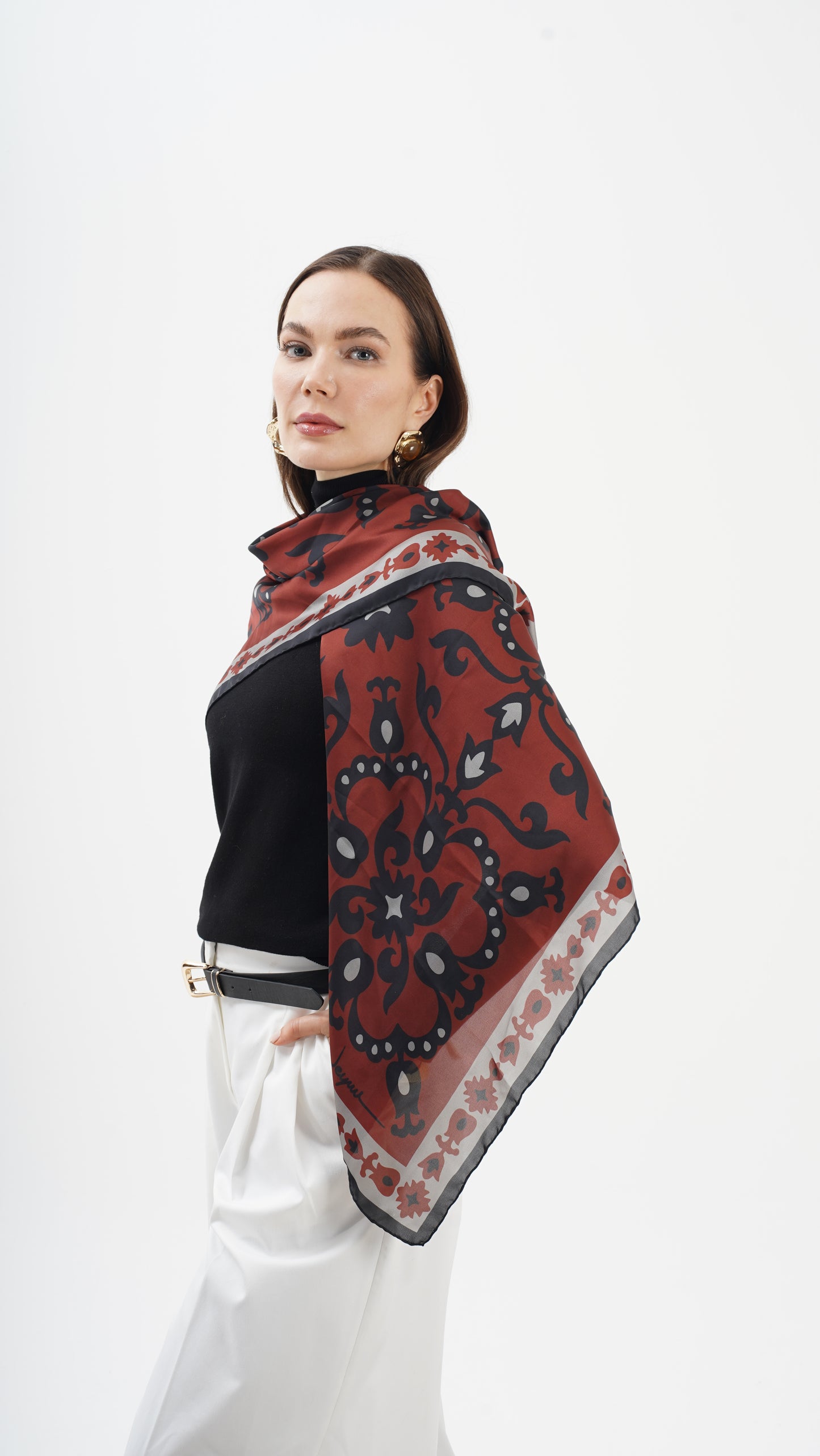 Rose Bordeaux 123x123 -Etnik desenli büyük boy fular