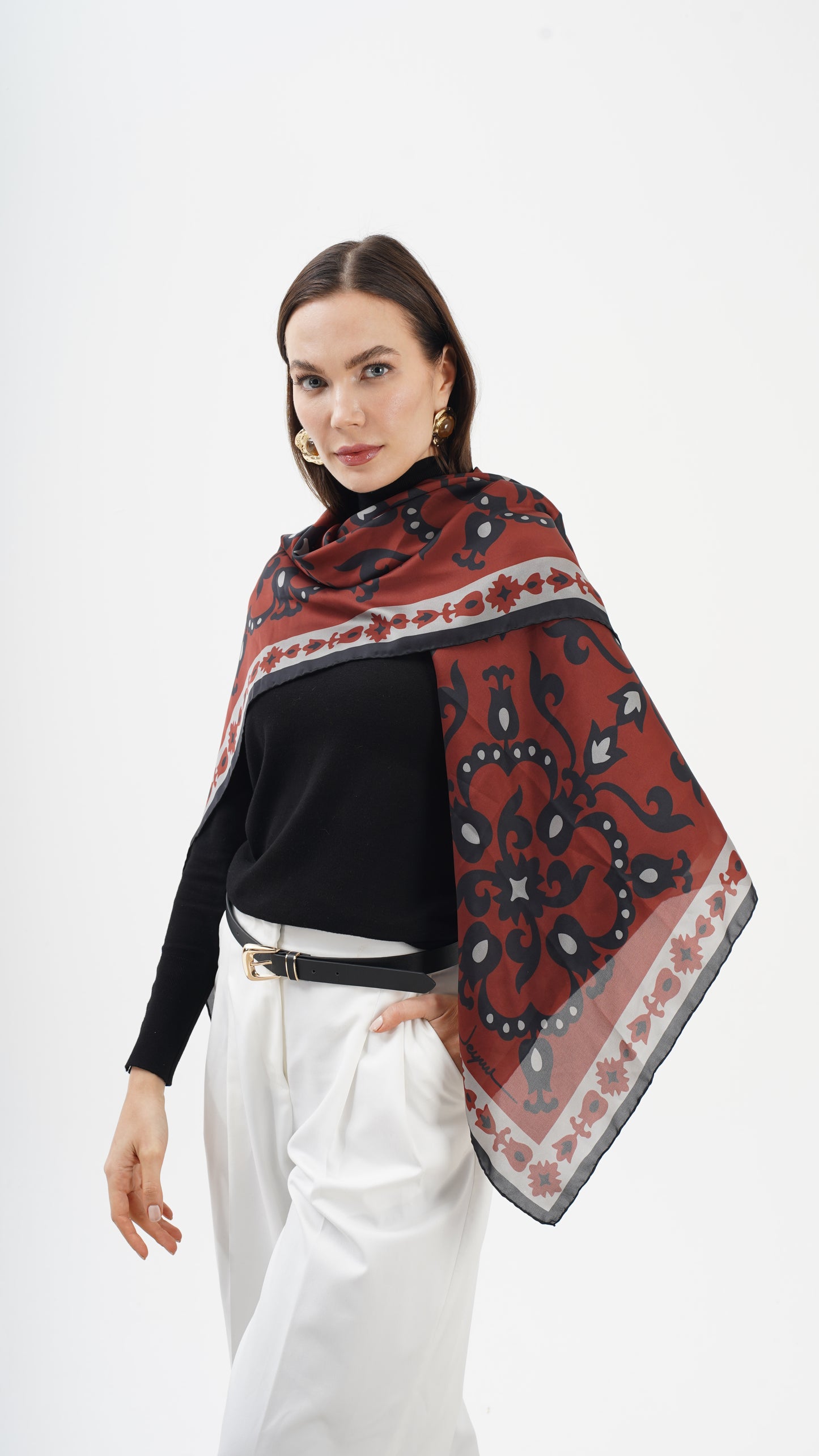 Rose Bordeaux 123x123 -Etnik desenli büyük boy fular