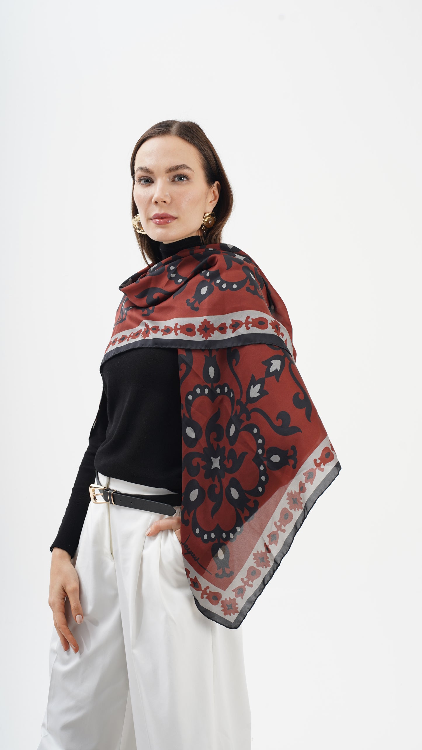 Rose Bordeaux 123x123 -Etnik desenli büyük boy fular