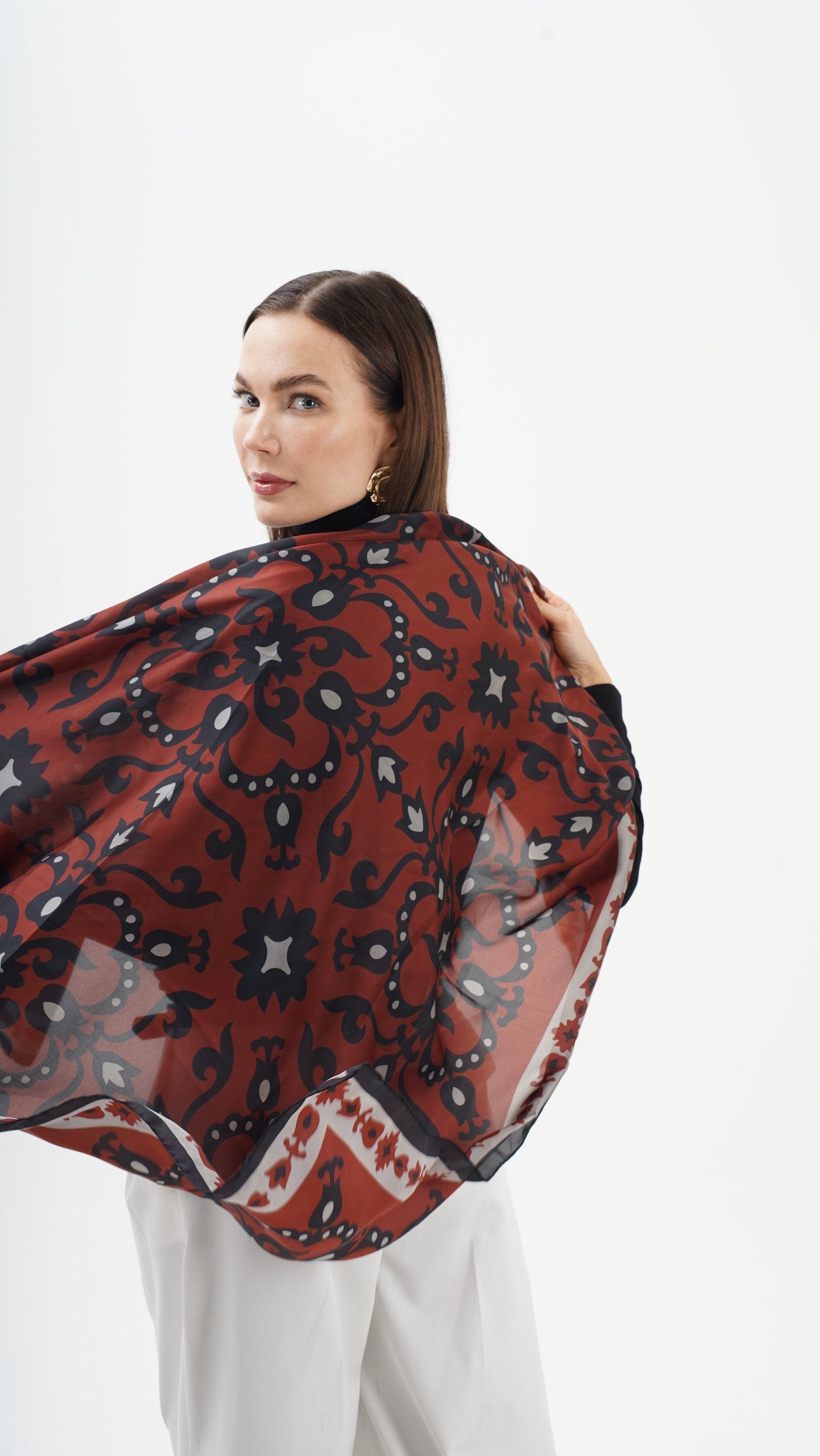 Rose Bordeaux 123x123 -Etnik desenli büyük boy fular