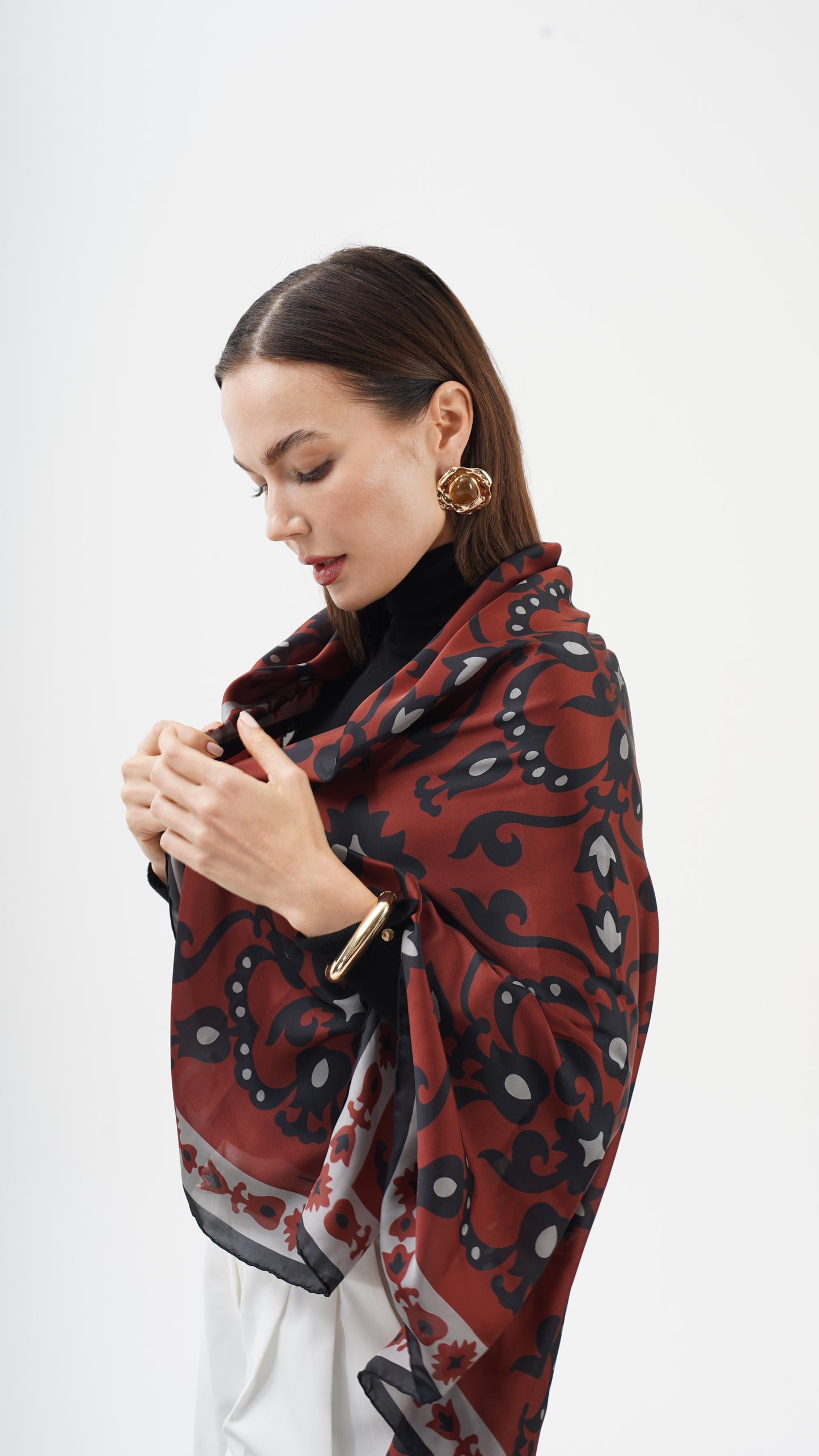 Rose Bordeaux 123x123 -Etnik desenli büyük boy fular