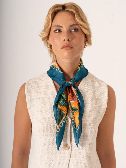 Villaggio Nella Foresta Verde– Doğa ve Masal Temalı Fular (68x68 cm)