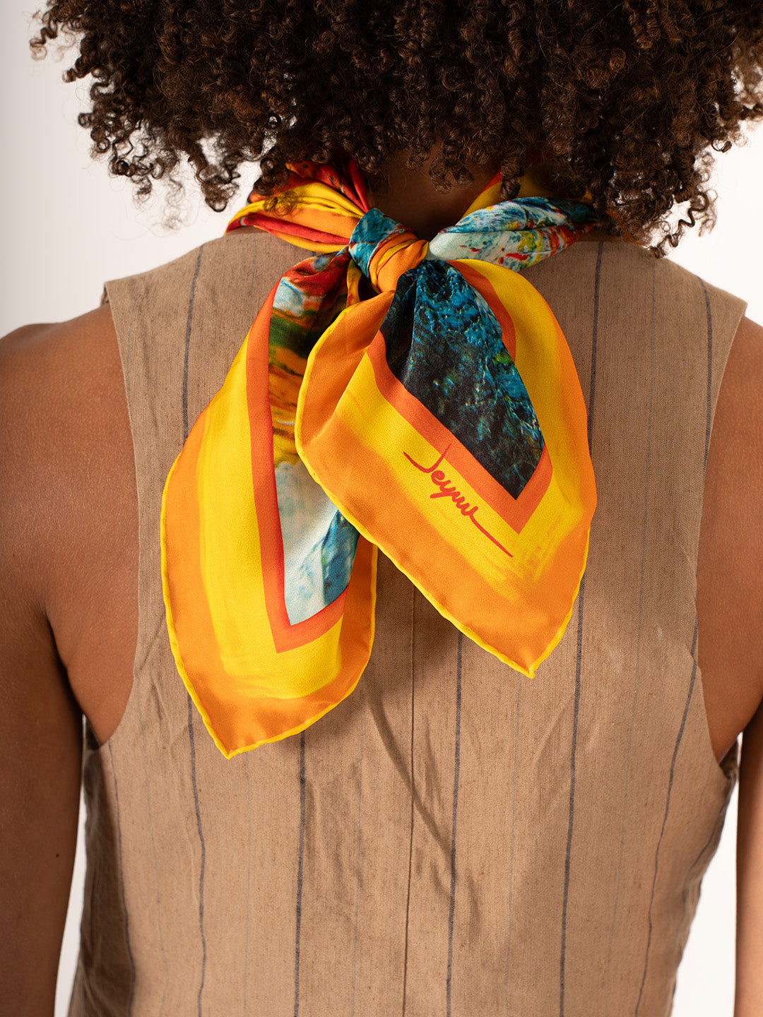 La Costa – Turuncu Akdeniz Esintili Fular (68x68 cm)