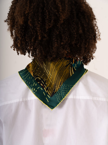 L’Indecisione – Soyut ve Duygusal Temalı Fular (68x68 cm)