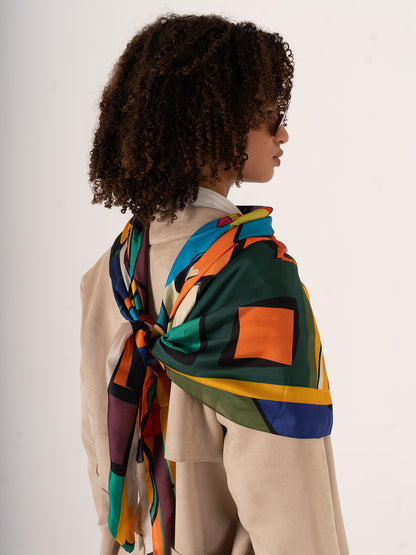 Gli Occhi e Le Donne – Soyut Göz ve Kadın Portresi Desenli Fular (123x123 cm)