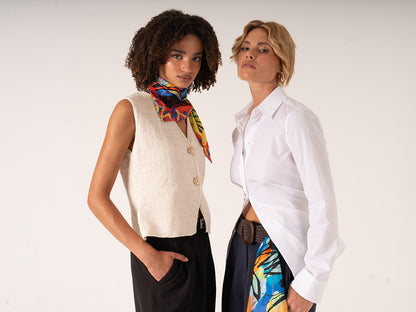 Caos e Bellezza – Sanatsal Konseptli Fular (68x68 cm)